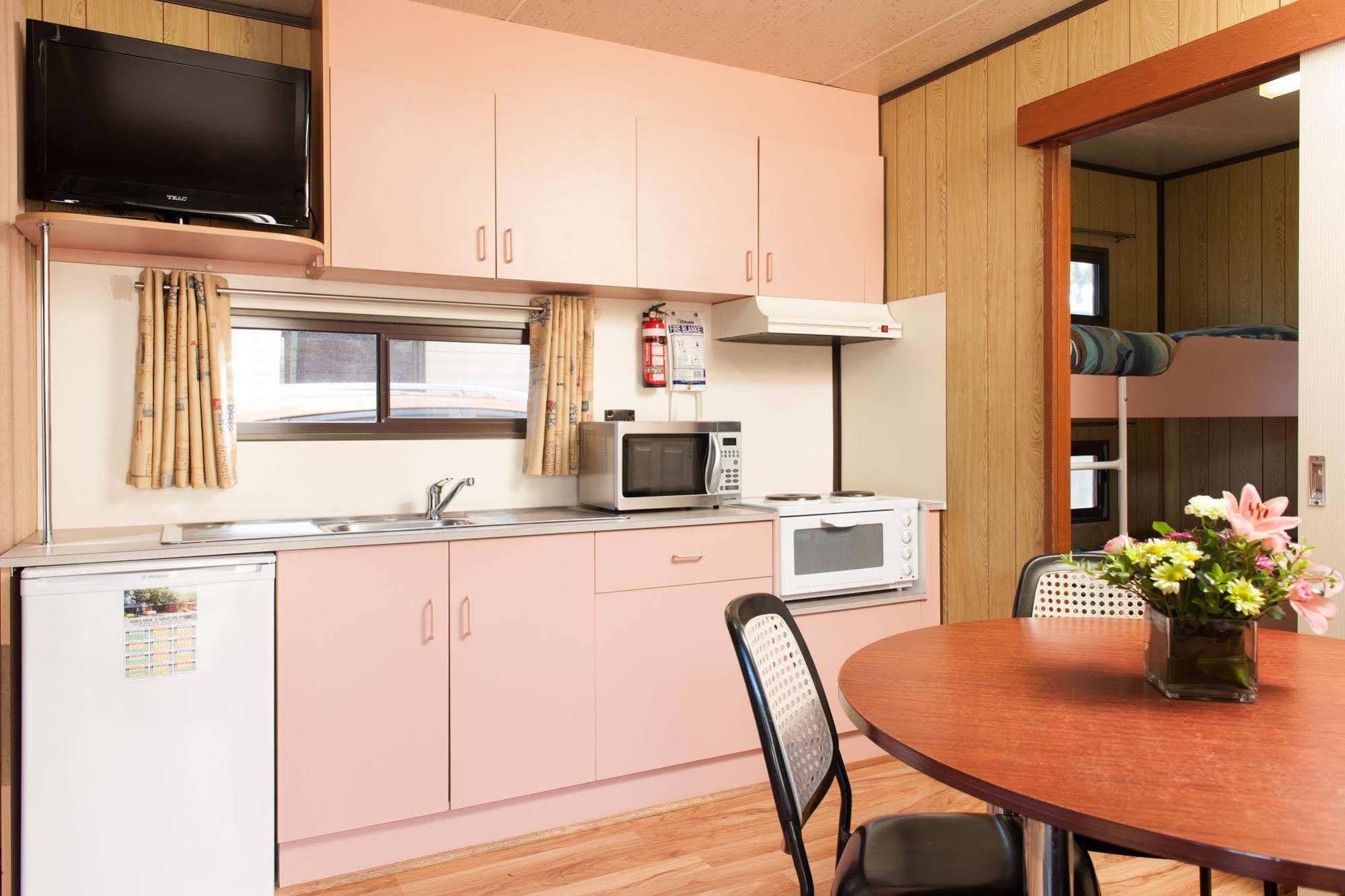 Adelaide Caravan Park - Aspen Holiday Parks Exteriér fotografie